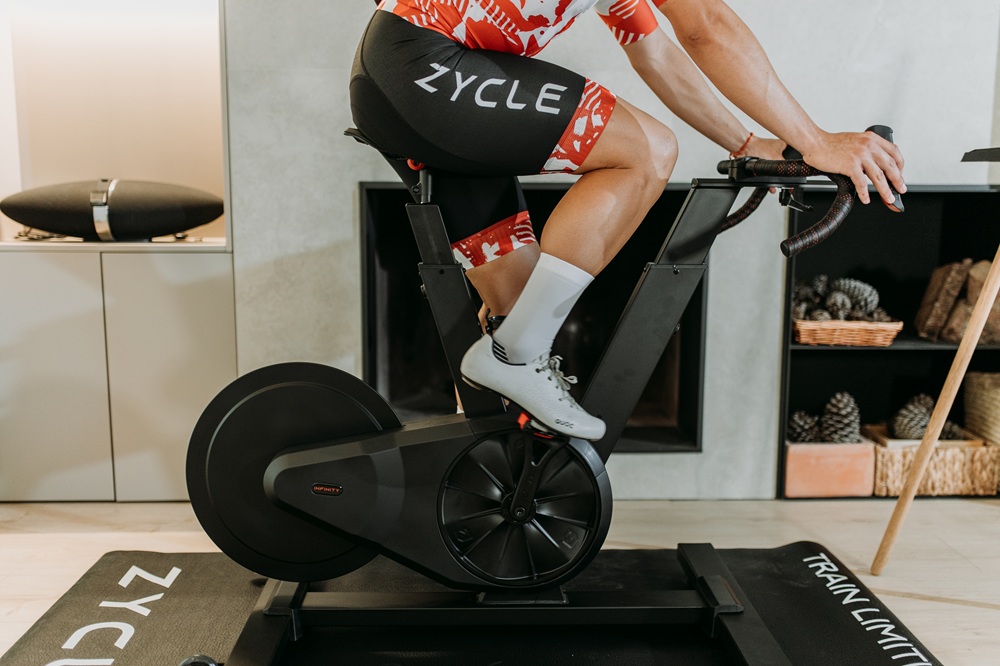 Rutinas de ciclismo indoor de 20 minutos para gente sin tiempo quema grasa y cuida tu corazón